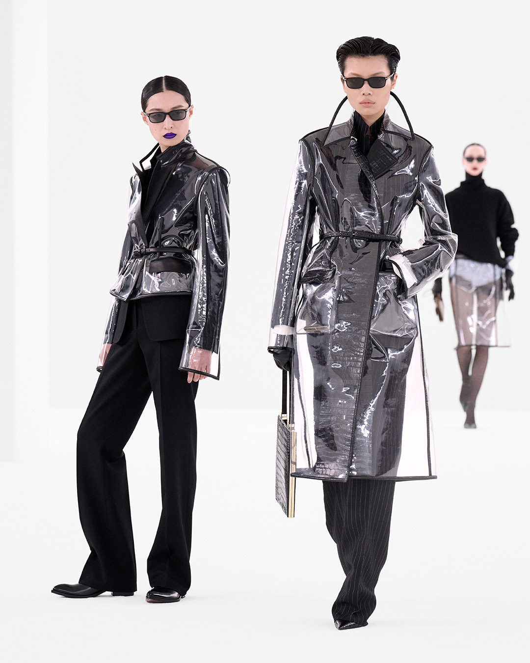 Look 18
