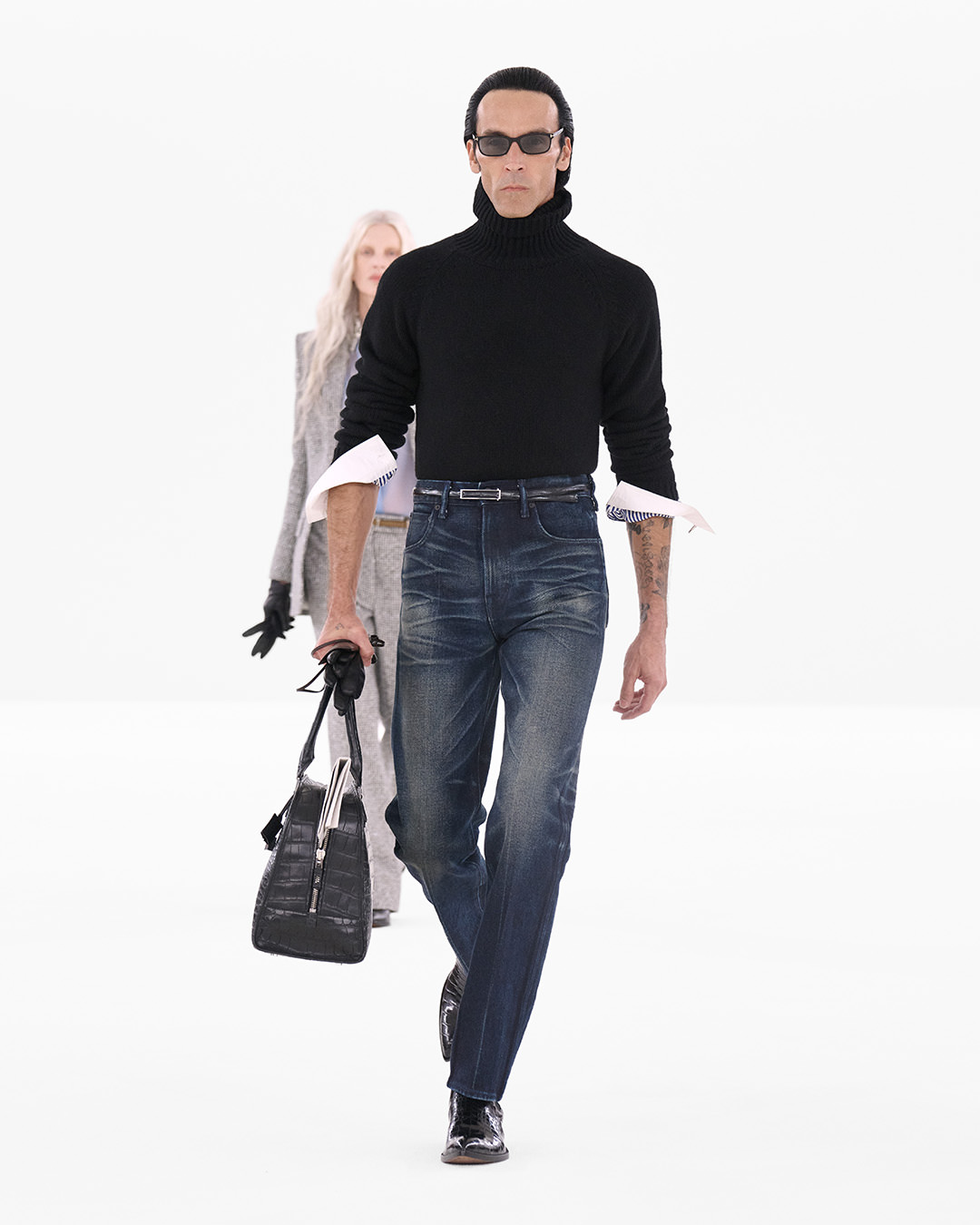 Look 50