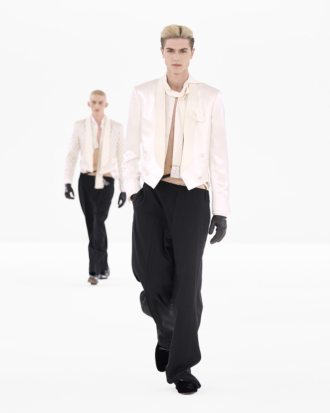 Look 63